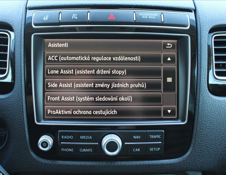 Volkswagen Touareg 14