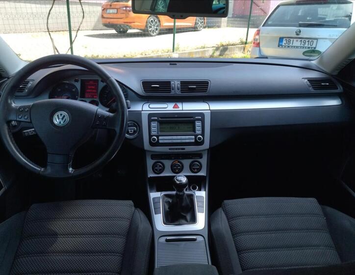 Volkswagen Passat 10