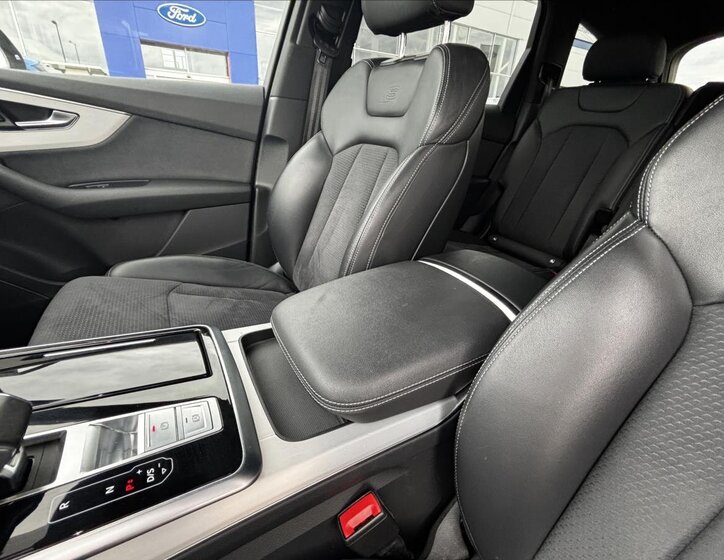 Audi Q7 SUV / Terénní 3,0 l 210 kw