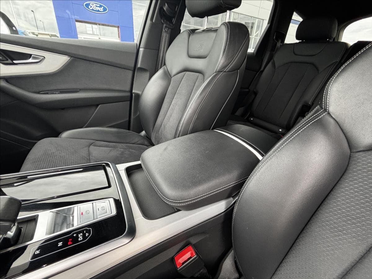 Audi Q7 SUV / Terénní 3,0 l 210 kw