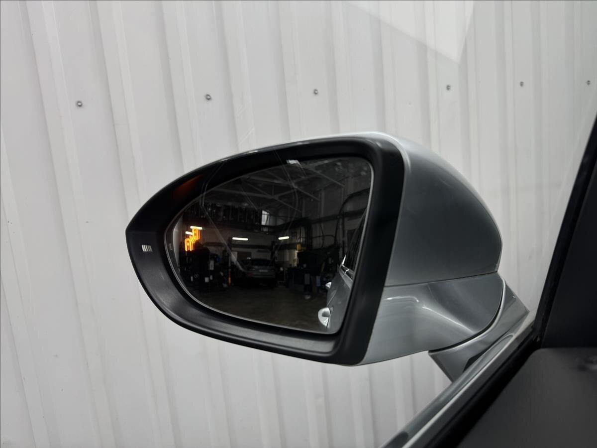 Volkswagen Golf Sportsvan MPV 1,6 l 81 kw