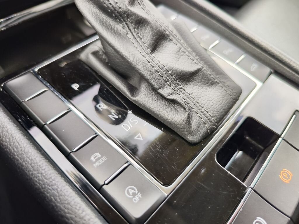 Škoda Superb Sedan / Limuzína 2,0 l 110 kw