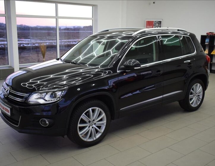 Volkswagen Tiguan SUV 2,0 l 103 kw