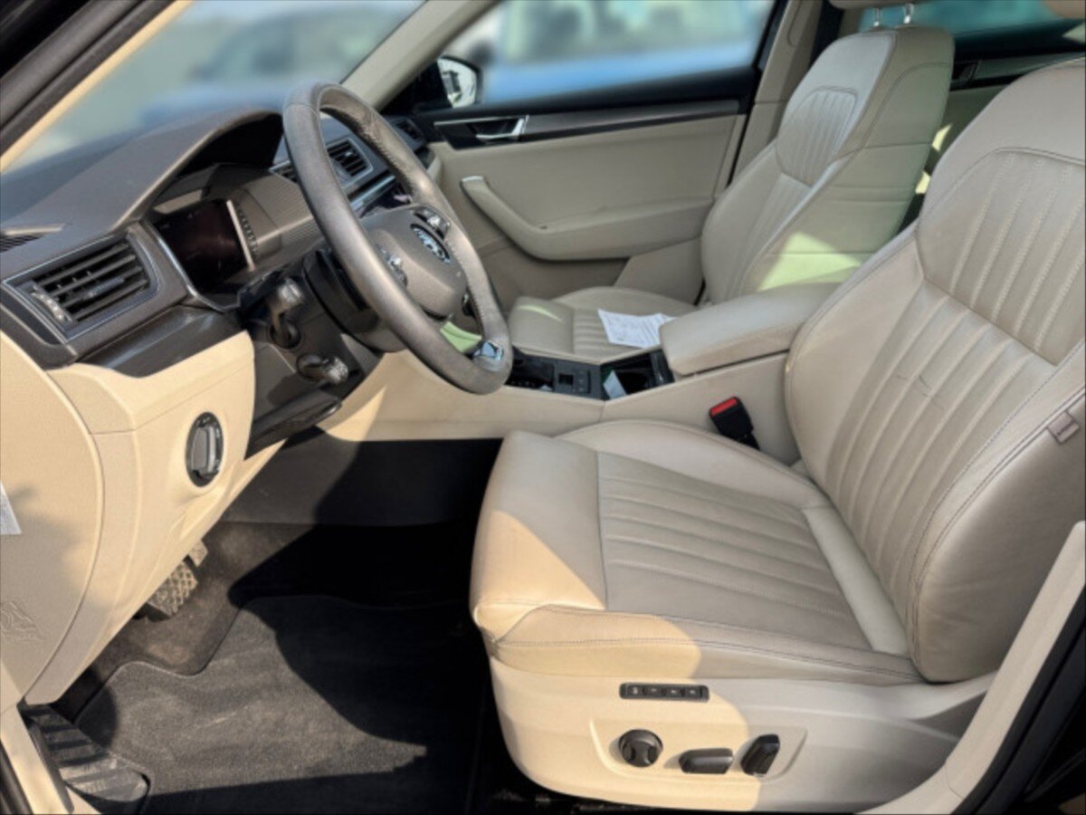 Škoda Superb Liftback 2,0 l 147 kw