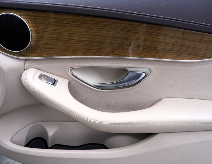 Mercedes-Benz Třídy C Sedan / Limuzína 1,6 l 115 kw