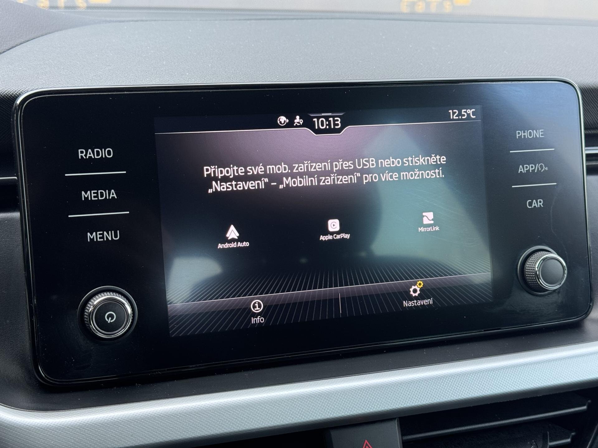 Škoda Kamiq SUV / Terénní 1,5 l 110 kw