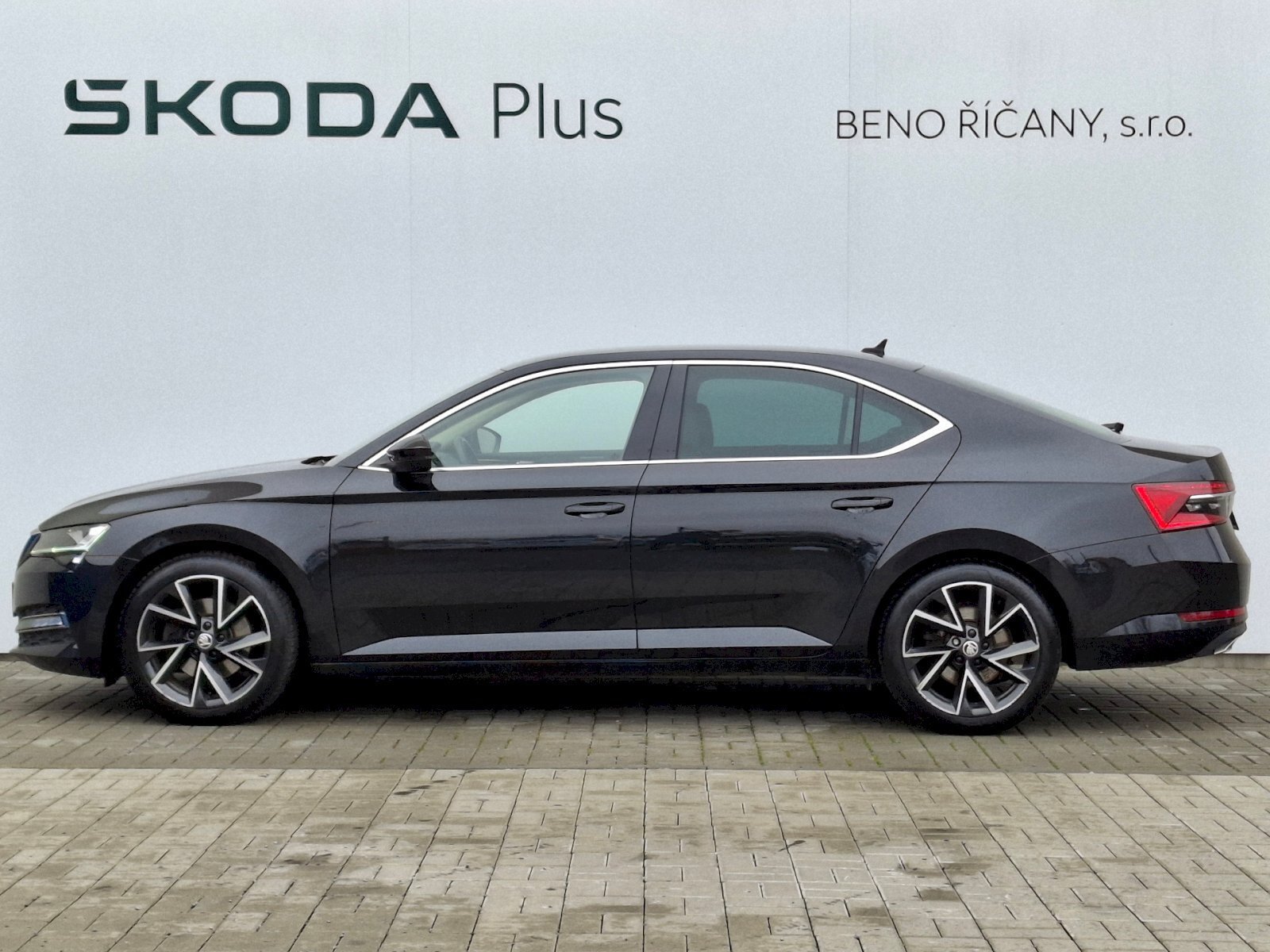 Škoda Superb Sedan 2,0 l 110 kw