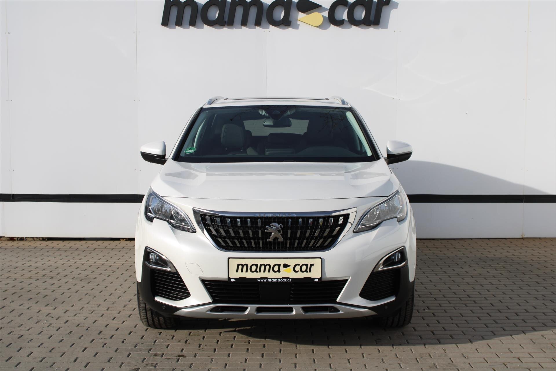 Peugeot 3008 SUV 1,5 l 96 kw