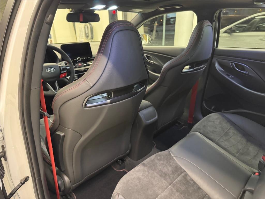 Hyundai i30 Liftback 2,0 l 206 kw