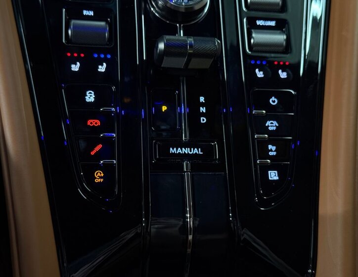 Aston Martin Ostatní Kupé 4,0 l 500 kw
