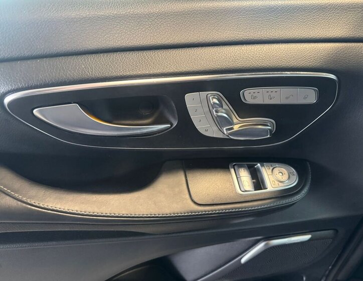 Mercedes-Benz Třídy V 18