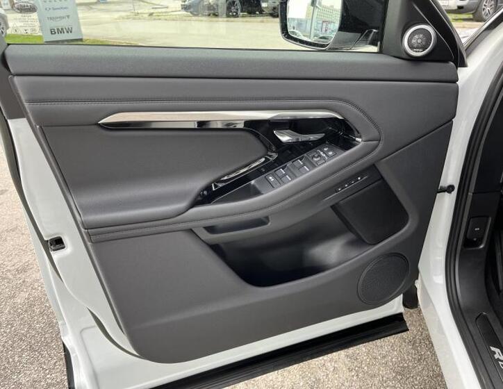 Land Rover Range Rover Evoque 11