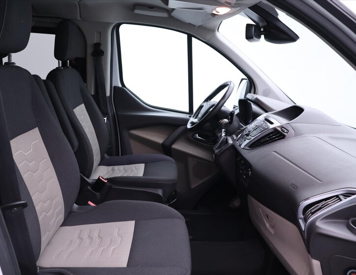 Ford Tourneo Custom Kombi 2,0 l 125 kw