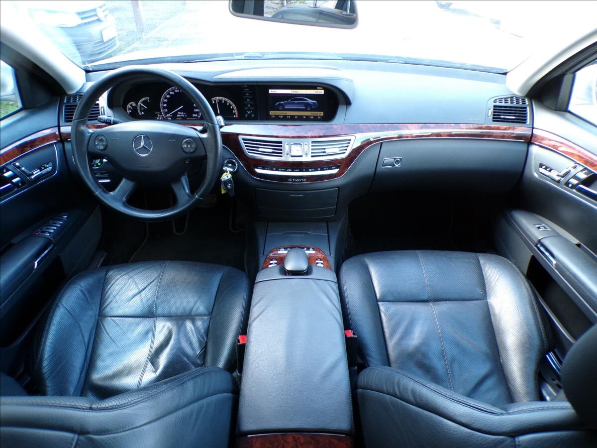 Mercedes-Benz Třídy S Sedan / Limuzína 3,0 l 173 kw