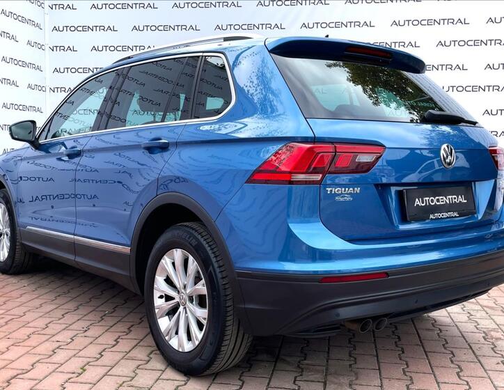 Volkswagen Tiguan 7