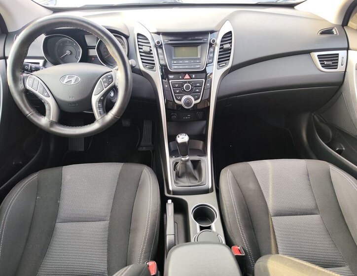 Hyundai i30 Kombi 1,6 l 81 kw