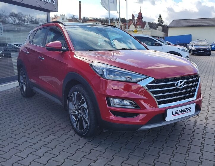 Hyundai Tucson SUV 2,0 l 136 kw