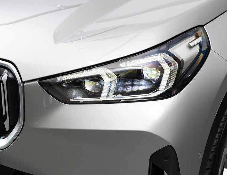 BMW iX1 SUV / Terénní 0,0 225 kw