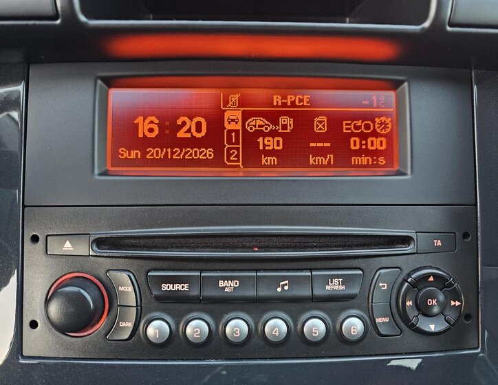 Peugeot 3008 SUV 1,2 l 96 kw