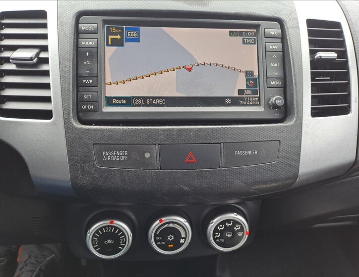 Peugeot 4007 SUV / Terénní 2,2 l 115 kw