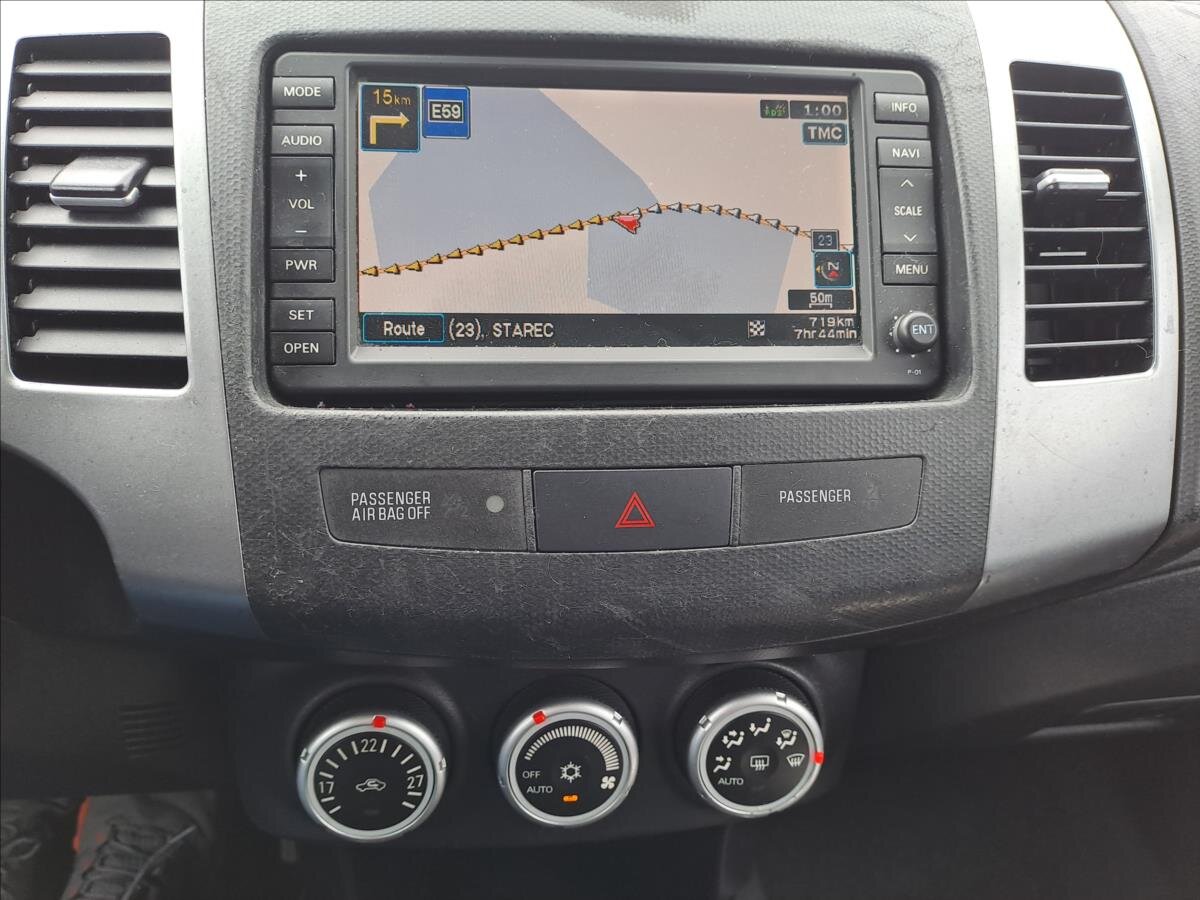 Peugeot 4007 SUV / Terénní 2,2 l 115 kw