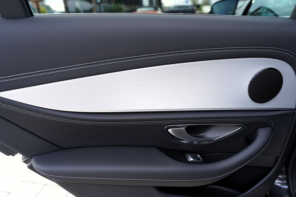 Mercedes-Benz Třídy E Sedan 2,0 l 145 kw