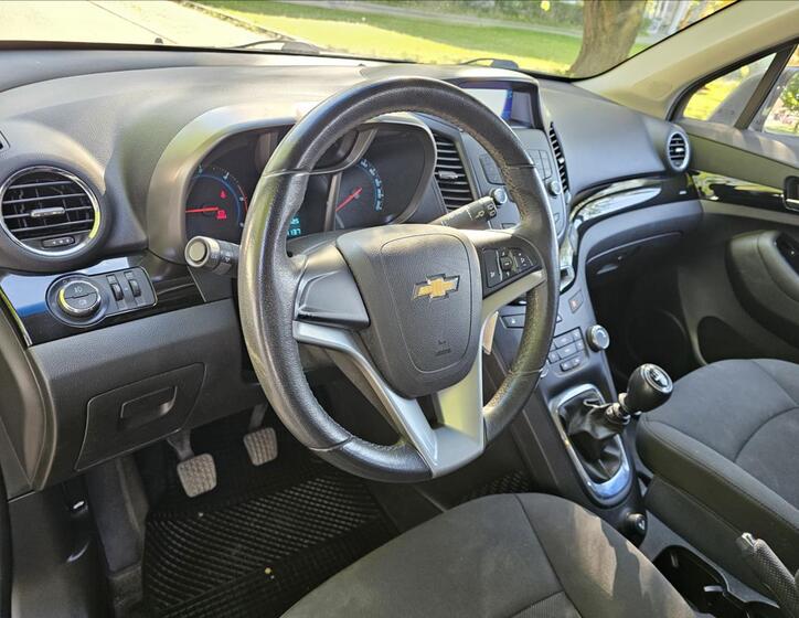 Chevrolet Orlando 11