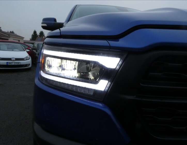 Dodge RAM 1500 Pick-up 5,7 l 295 kw