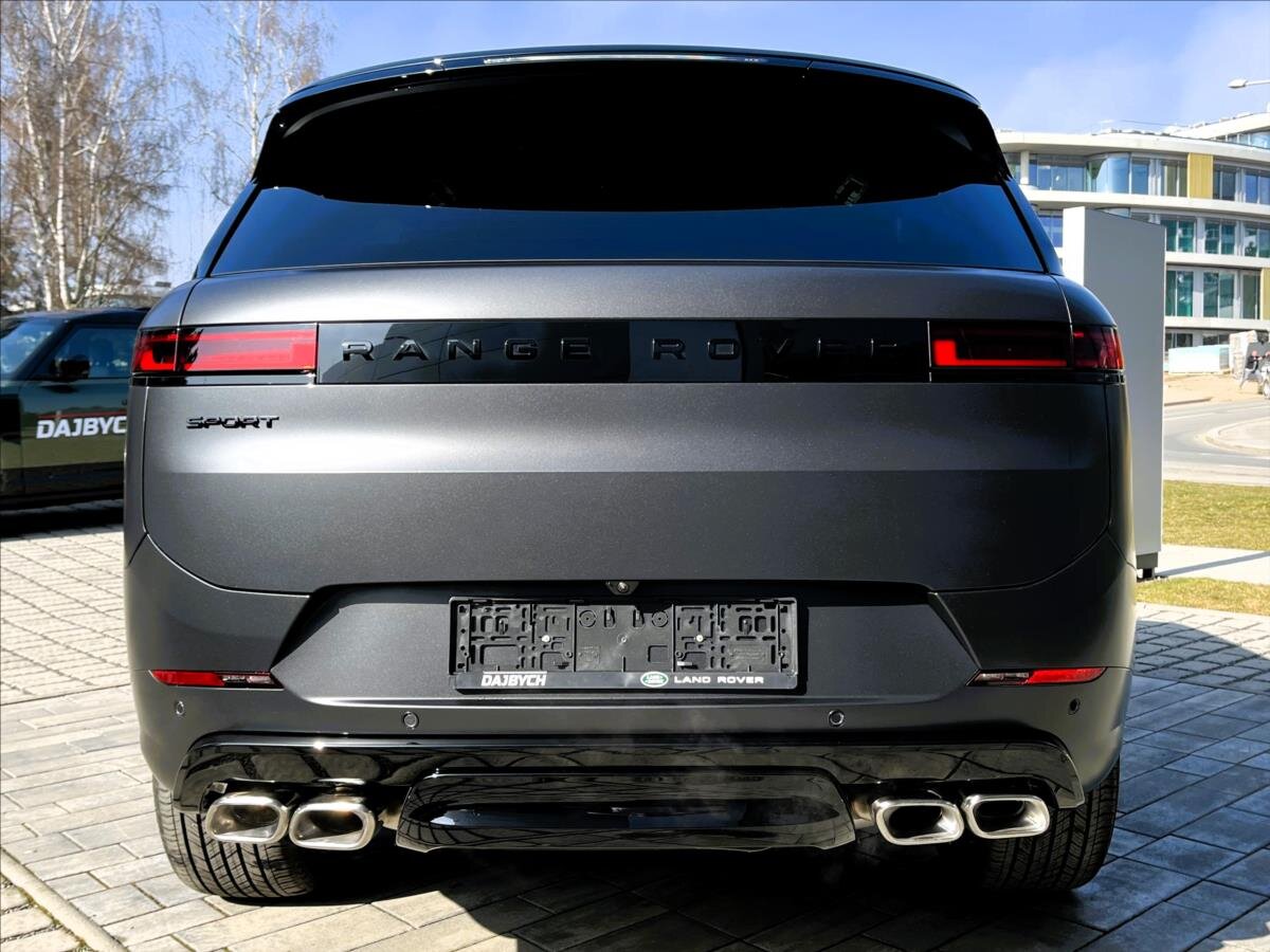 Land Rover Range Rover Sport SUV / Terénní 4,4 l 390 kw