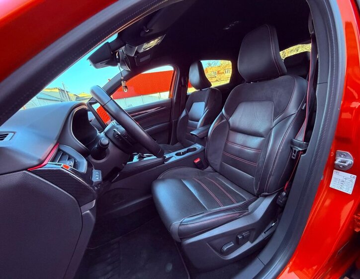 Renault Arkana SUV / Terénní 1,3 l 103 kw