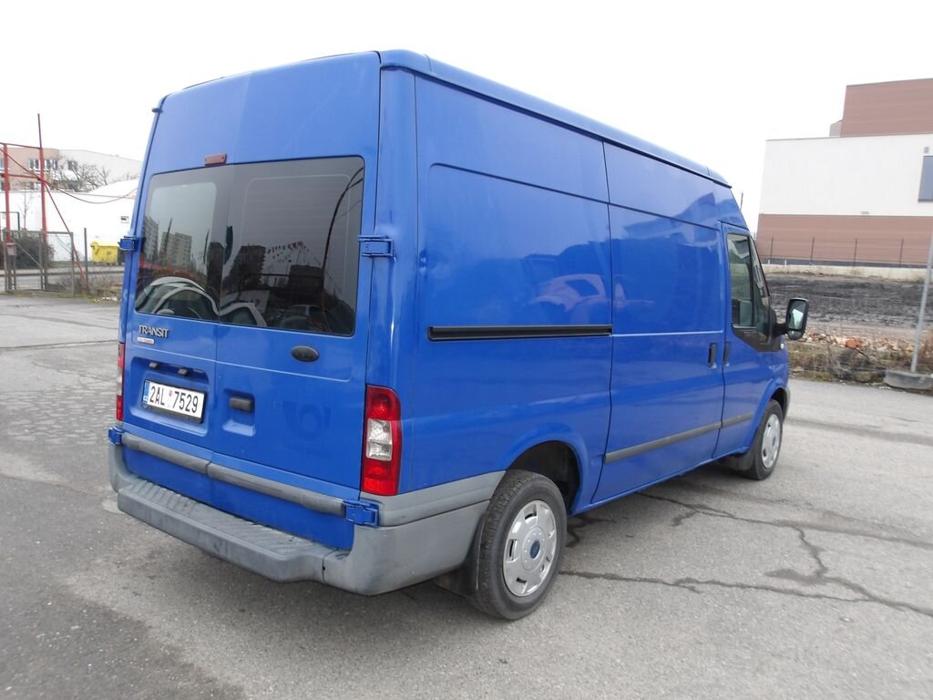 Ford Transit Skříň 2,2 l 63 kw