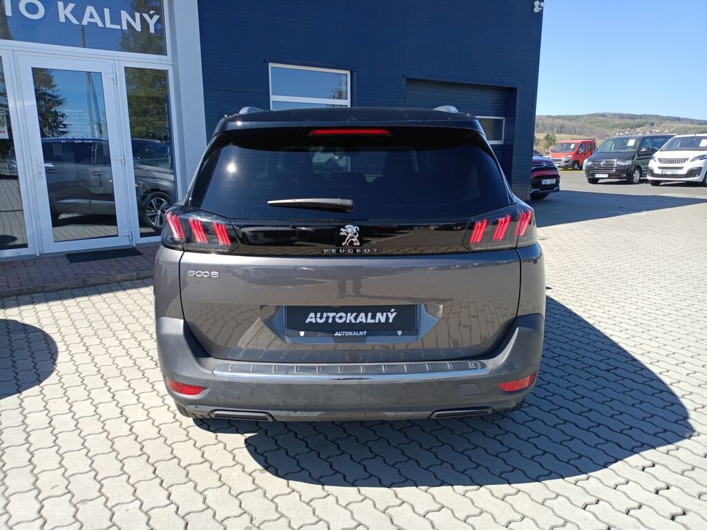 Peugeot 5008 SUV / Terénní 1,5 l 96 kw