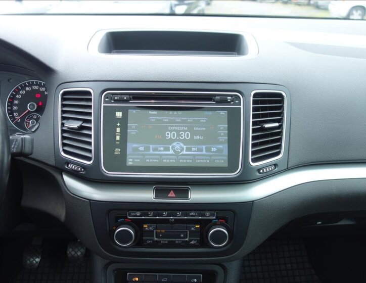 Volkswagen Sharan 26