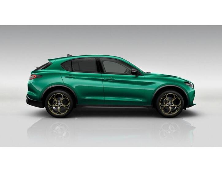 Alfa Romeo Stelvio 2