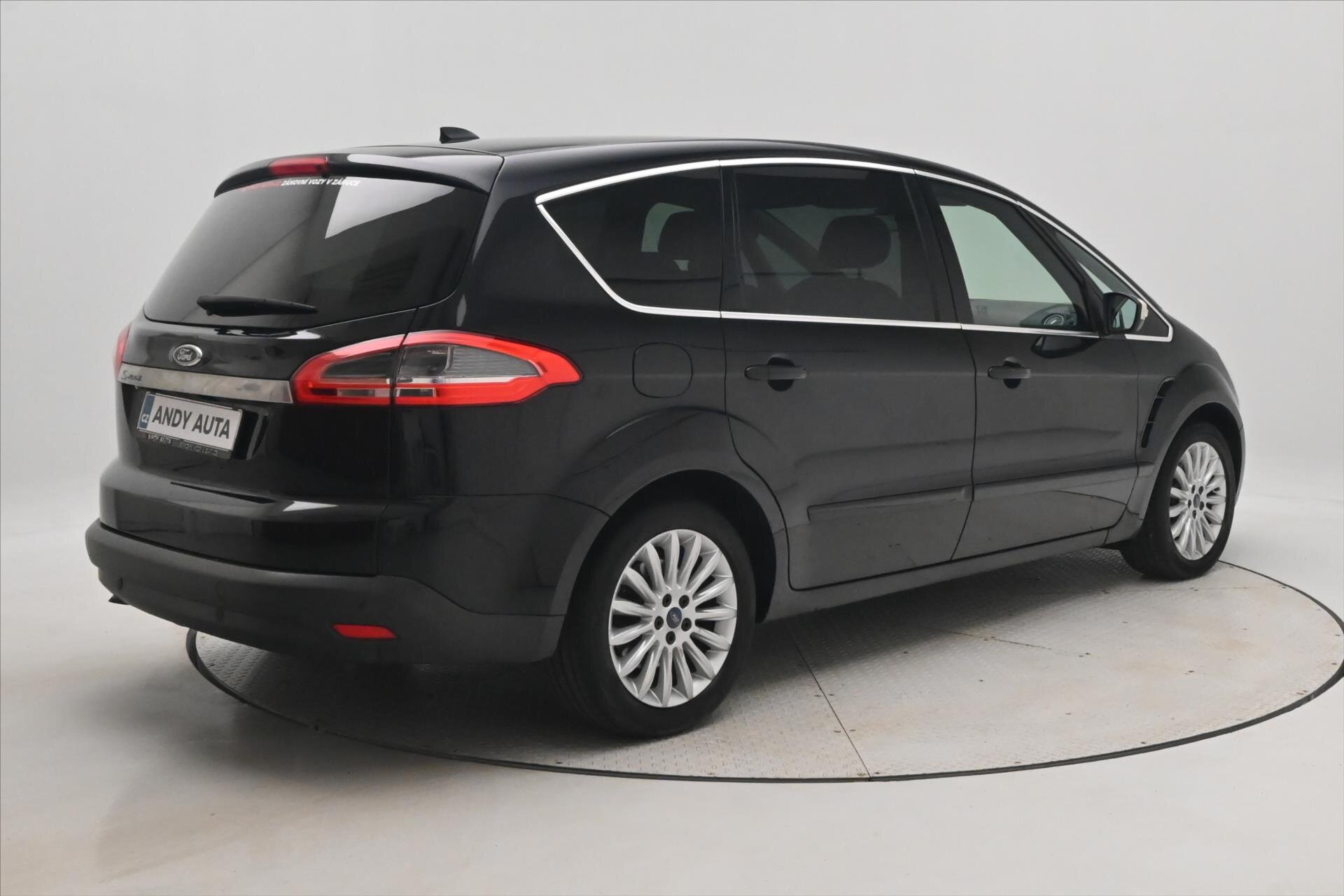 Ford S-MAX MPV 2,0 l 100 kw