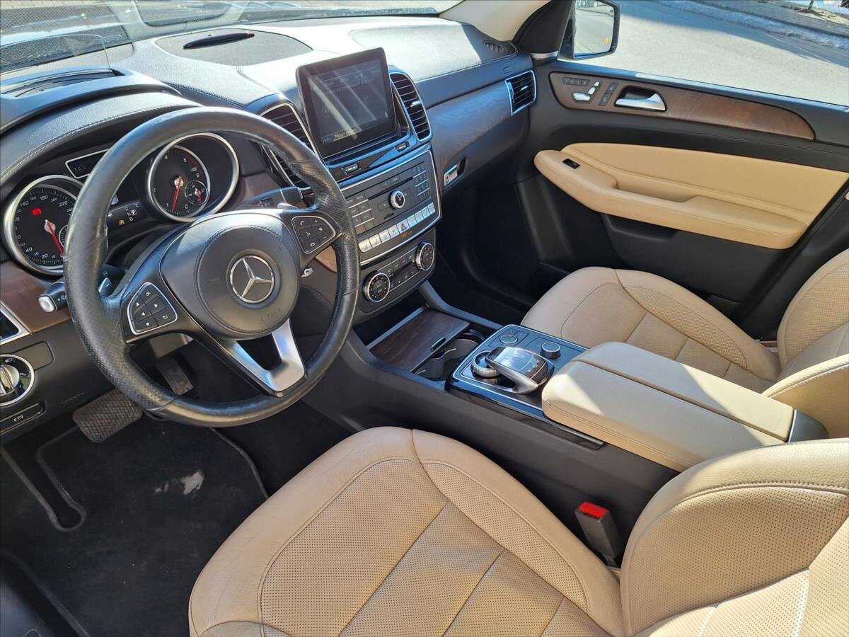 Mercedes-Benz GLS SUV 3,0 l 190 kw