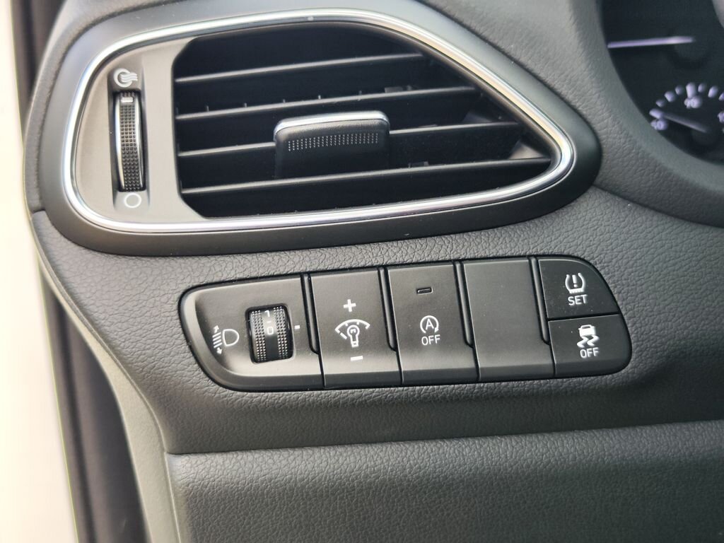 Hyundai i30 Kombi 998,0 88 kw