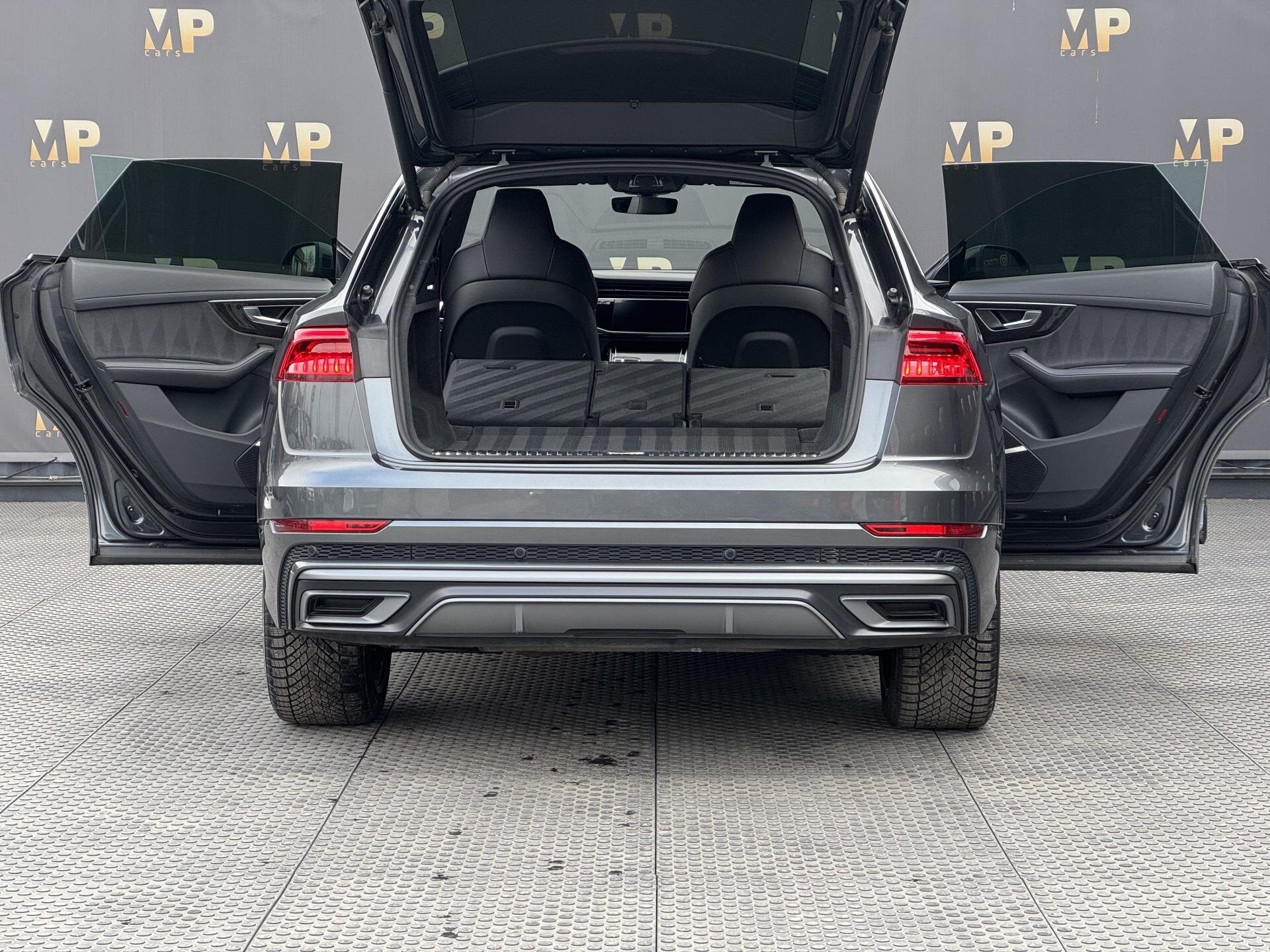 Audi Q8 SUV 3,0 l 210 kw