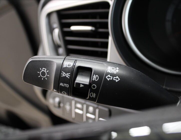 KIA Ceed Hatchback 1,5 l 117 kw