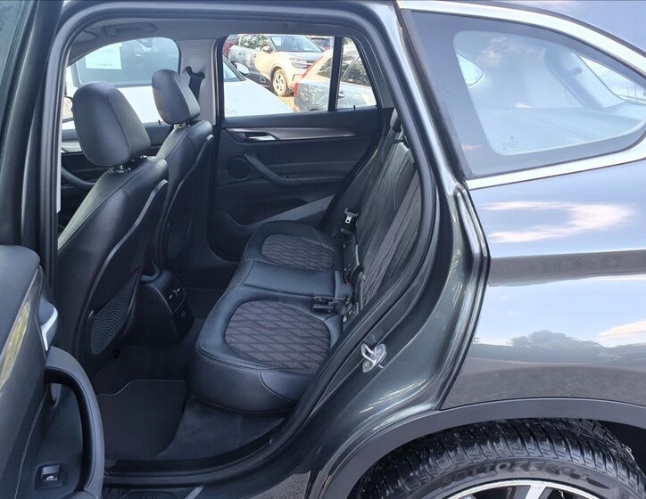 BMW X1 SUV / Terénní 2,0 l 141 kw