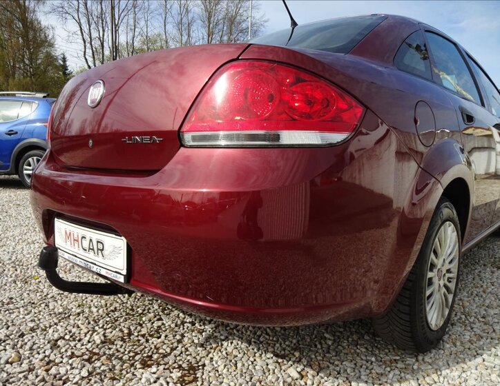 Fiat Linea Sedan / Limuzína 1,4 l 57 kw