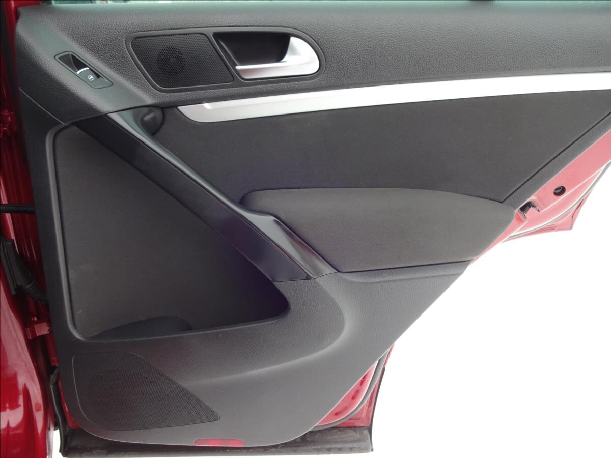 Volkswagen Tiguan SUV 1,4 l 92 kw