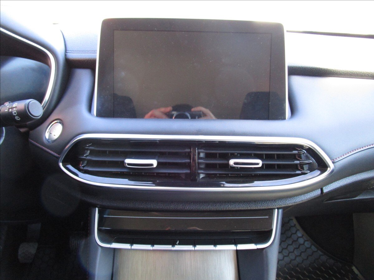 MG HS Hatchback 1,5 l 119 kw