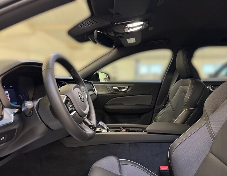 Volvo V60 Kombi 2,0 l 145 kw