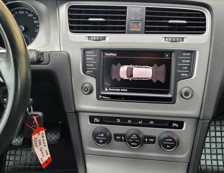 Volkswagen Golf Kombi 1,6 l 81 kw