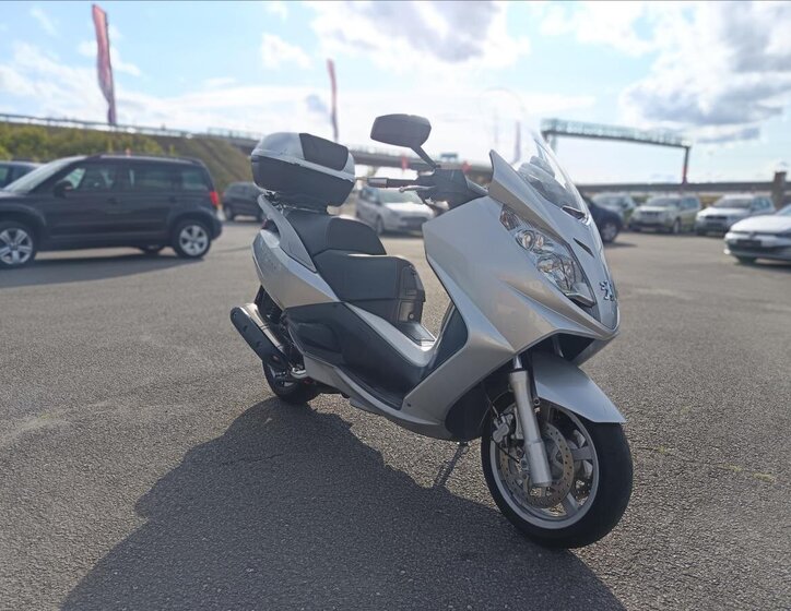 Peugeot Ostatní Ostatní 399,0 24 kw