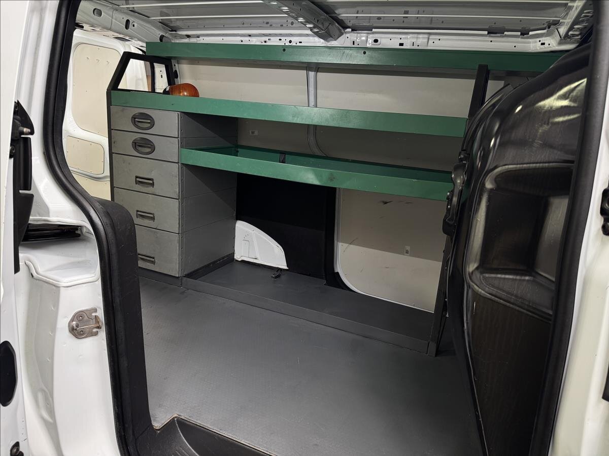 Ford Transit Connect Ostatní 1,5 l 74 kw