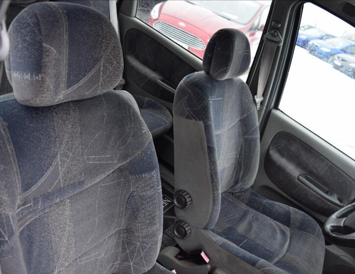 Renault Scénic Kombi 1,9 l 72 kw