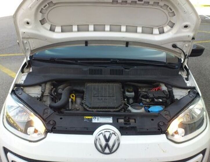 Volkswagen up! 9