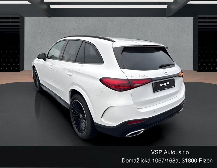 Mercedes-Benz GLC SUV / Terénní 2,0 l 145 kw